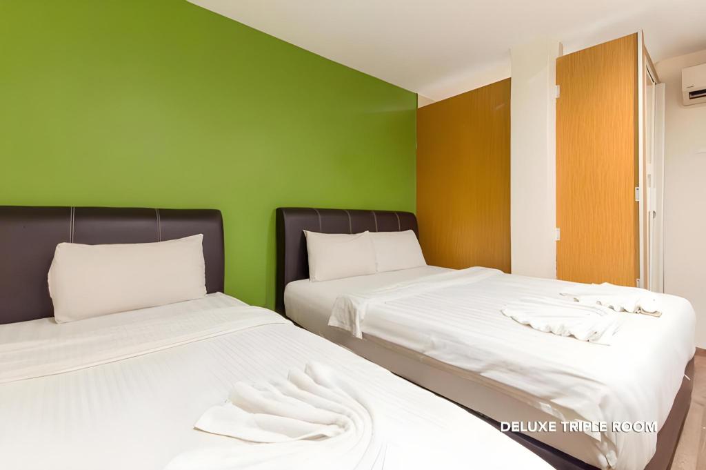 Фото 33 Star Hotel by The Sqwhere