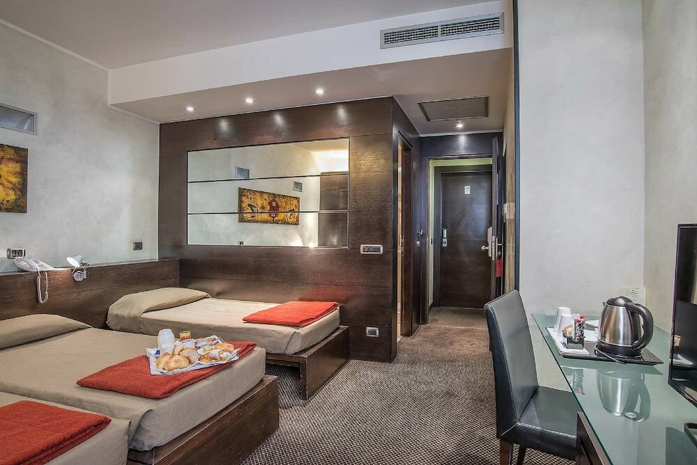 Фото Hotel Accademia