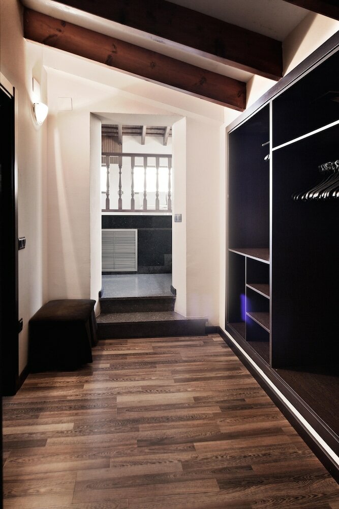 Фото Roger de Flor by Seleqtta