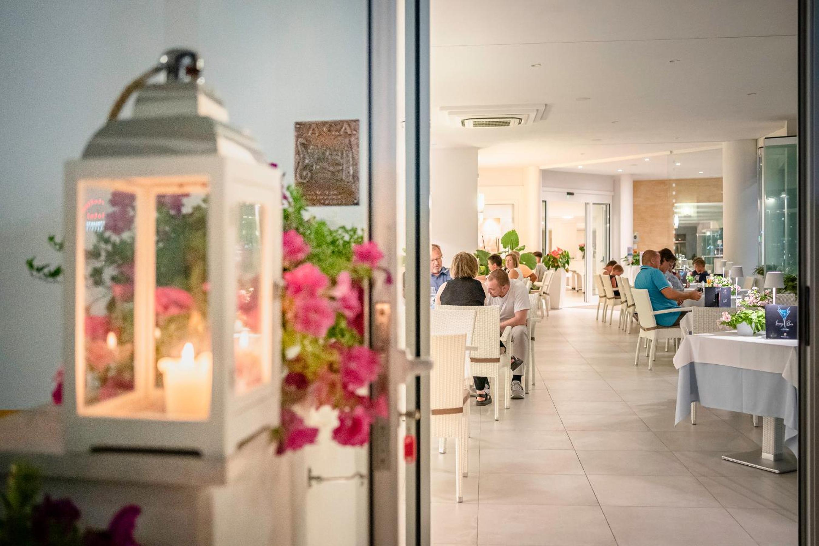 Фото Hotel International Beach