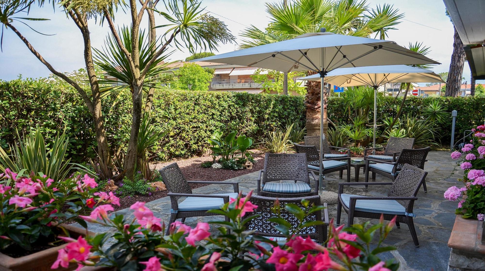 Фото Hotel Tiffany