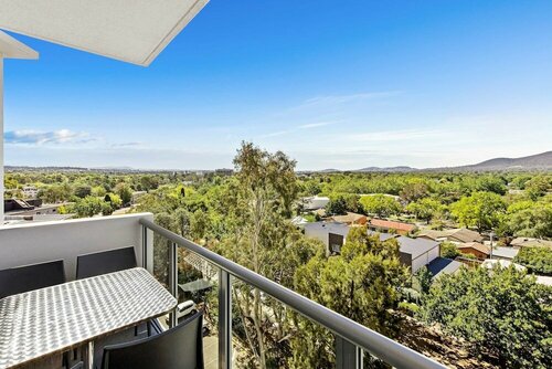 Гостиница Adina Serviced Apartments Canberra Dickson в Канберре