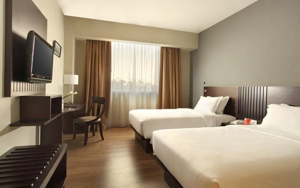 Фото Oakwood Hotel & Apartments Taman Mini Jakarta