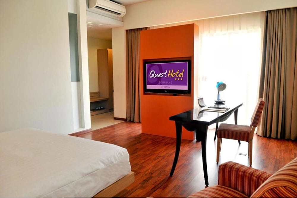 Фото Quest Hotel Simpang Lima - Semarang by Aston