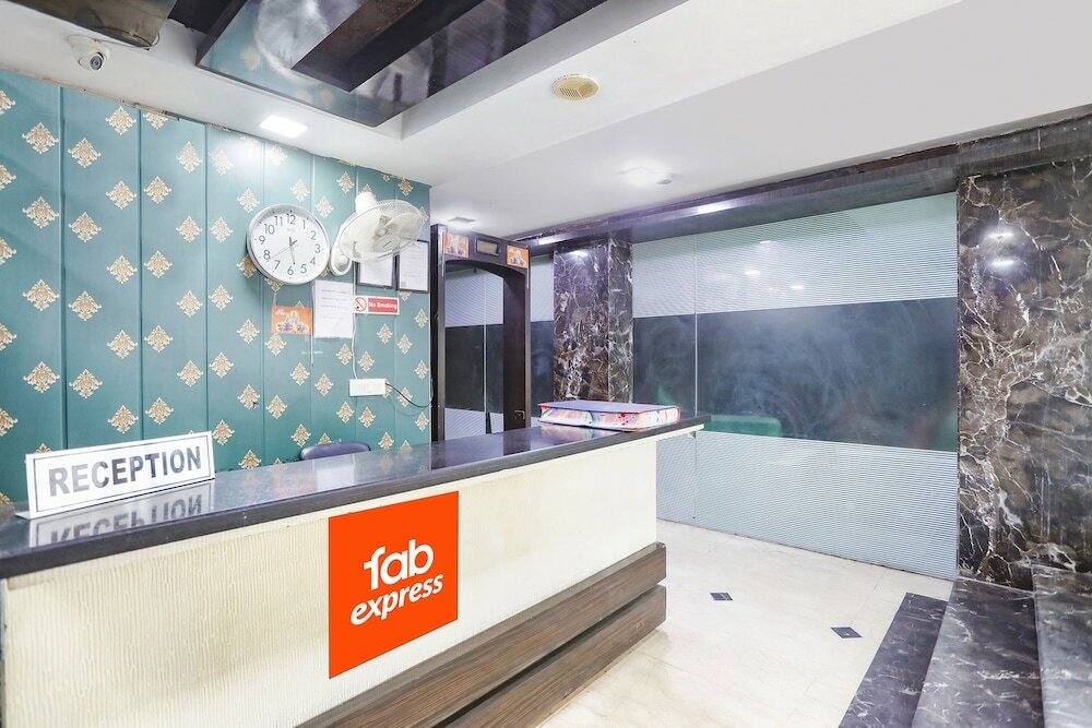 Фото Oyo 464 Hotel Lotus Palace