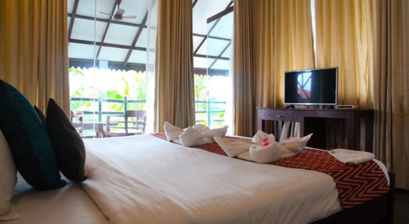 Фото Kalathil Lake Resort