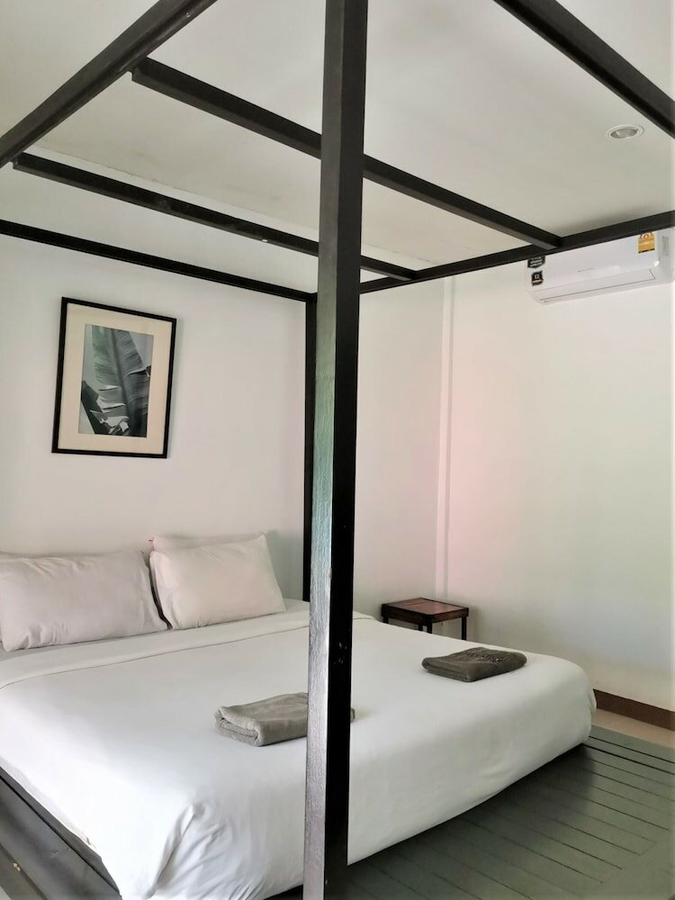 Фото Natai House