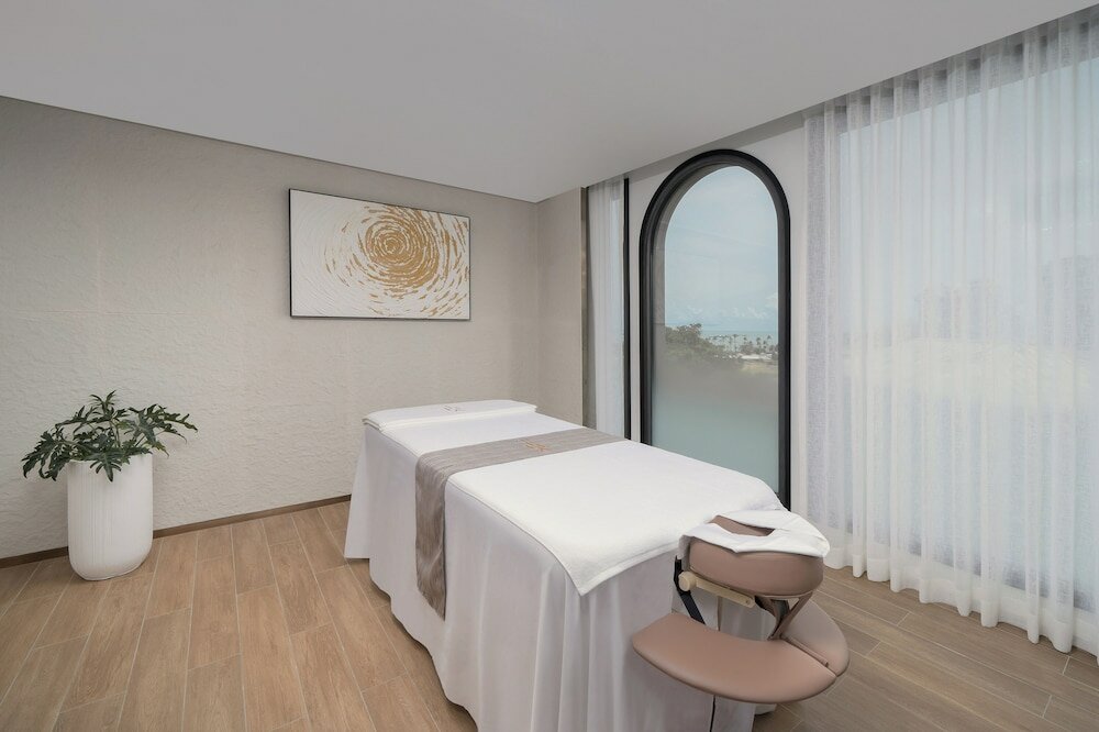 Фото Meliá Pattaya Hotel