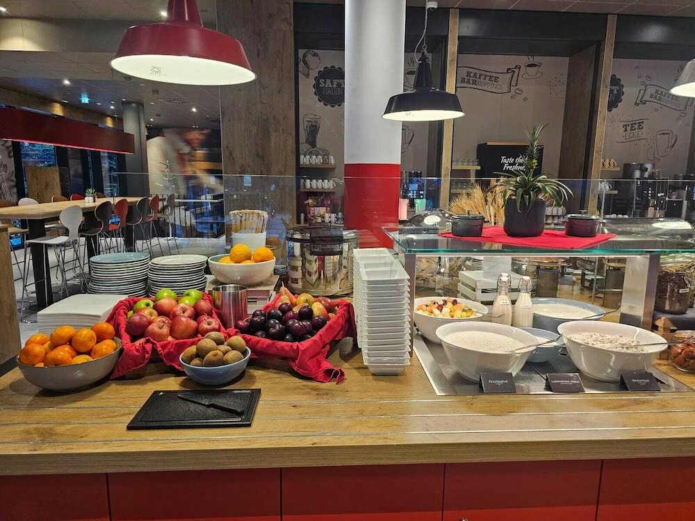 Фото Ibis Wien Hauptbahnhof