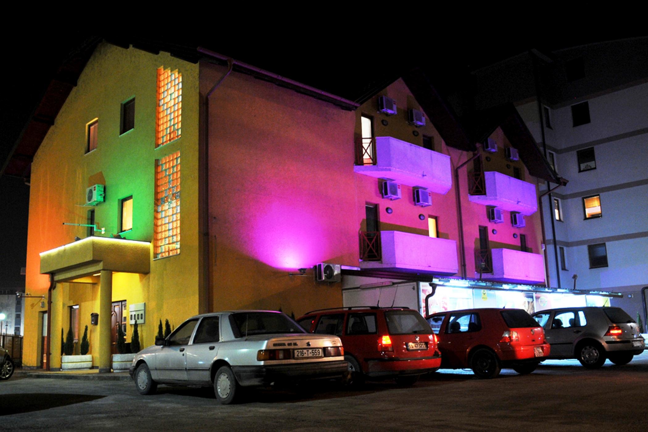 Фото отеля 1