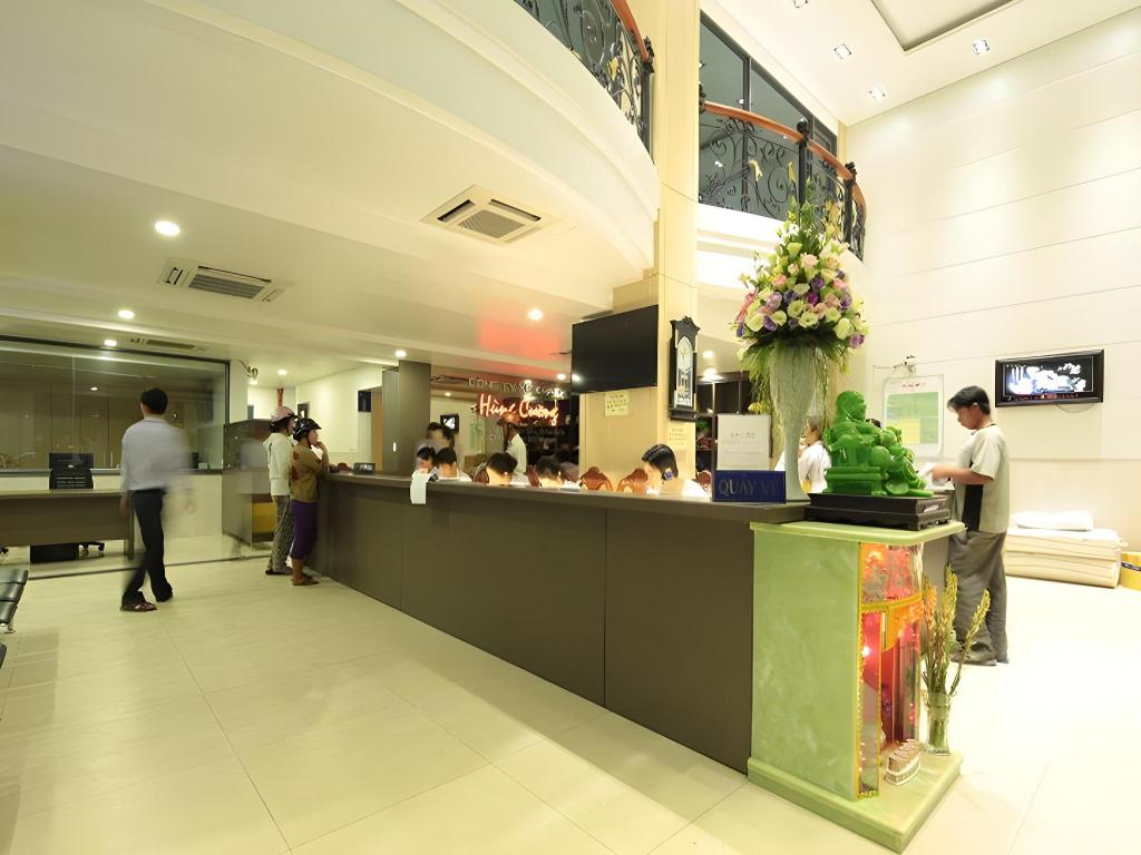 Фото Hung Cuong Hotel