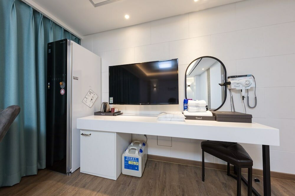 Фото Gwangju Acc Stay Hotel