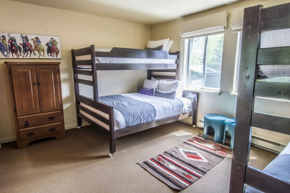 Фото Aspen Silverglo by Frias