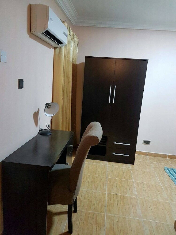 Фото Hillside Gardens