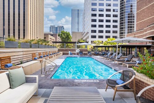 Внешний вид отеля DoubleTree Suites by Hilton Hotel Austin в Остине, фото 2