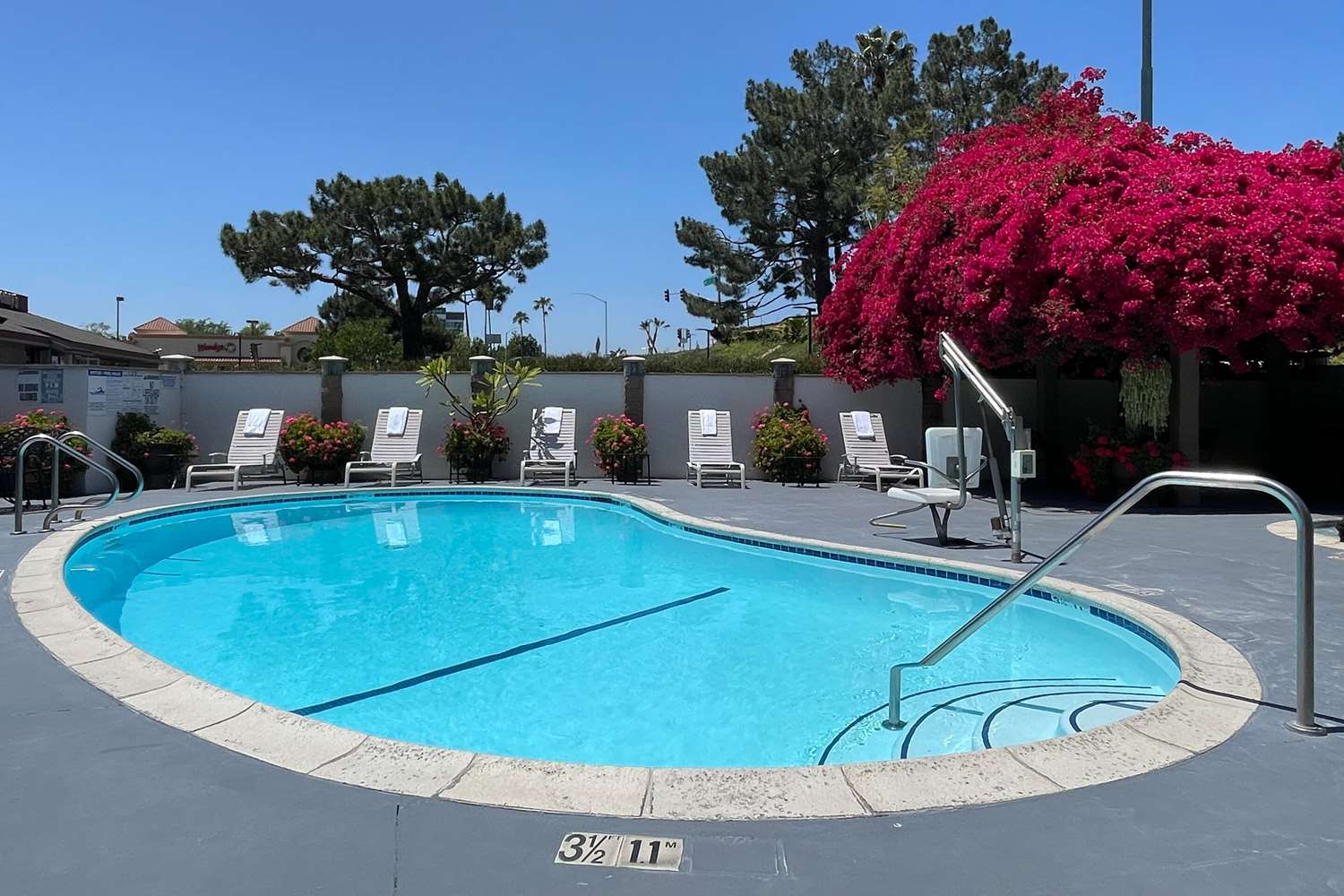 Фото Quality Inn Ontario Airport Convention Center
