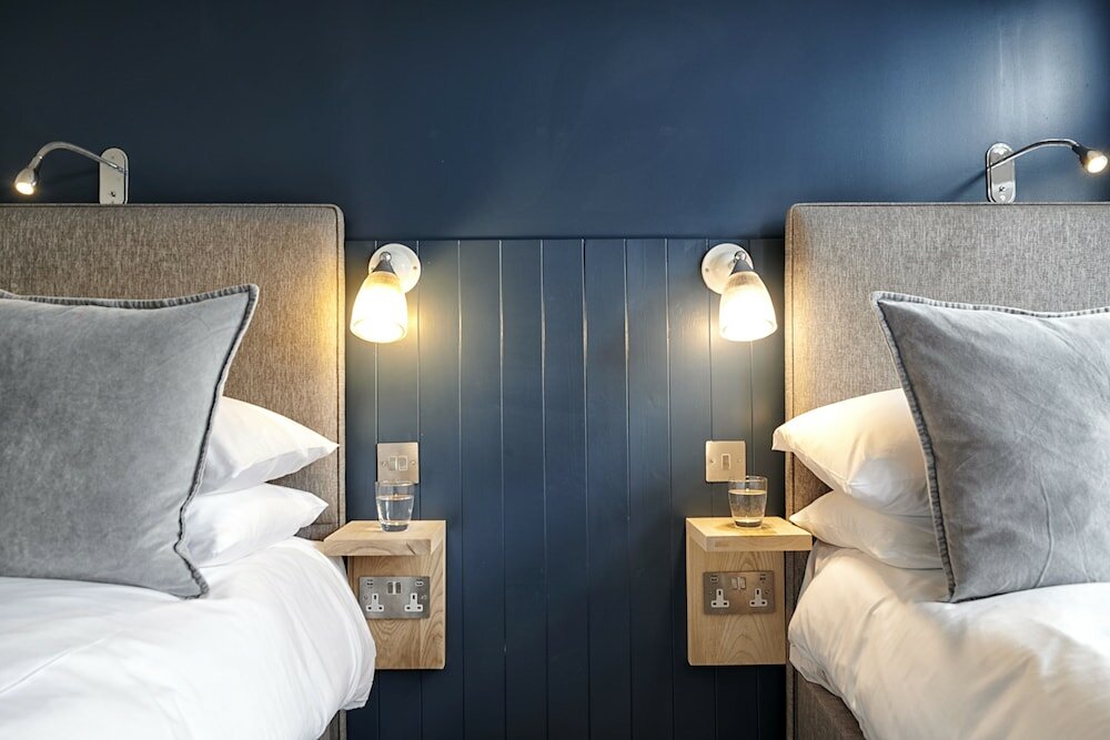 Фото The Bridge in Barnes