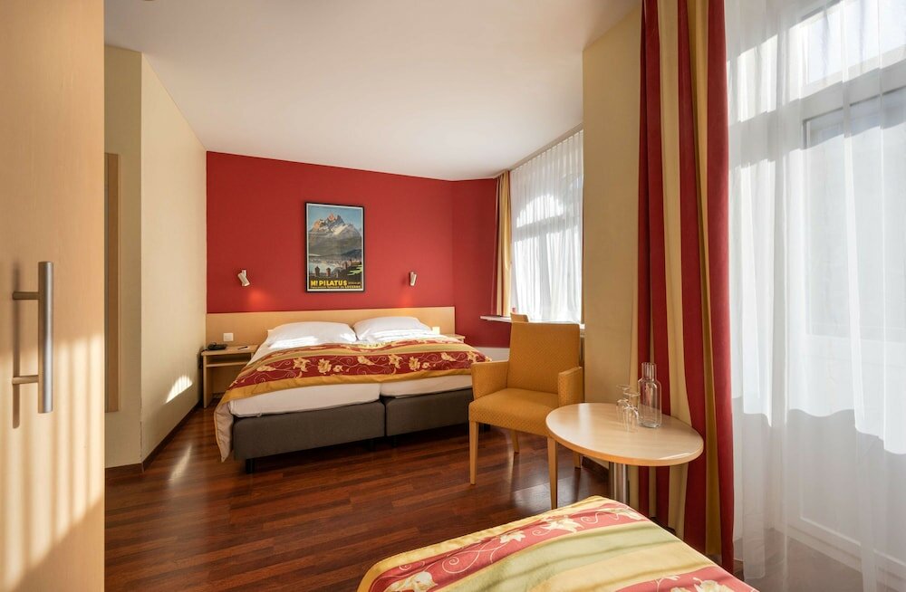 Фото Hotel de la Paix
