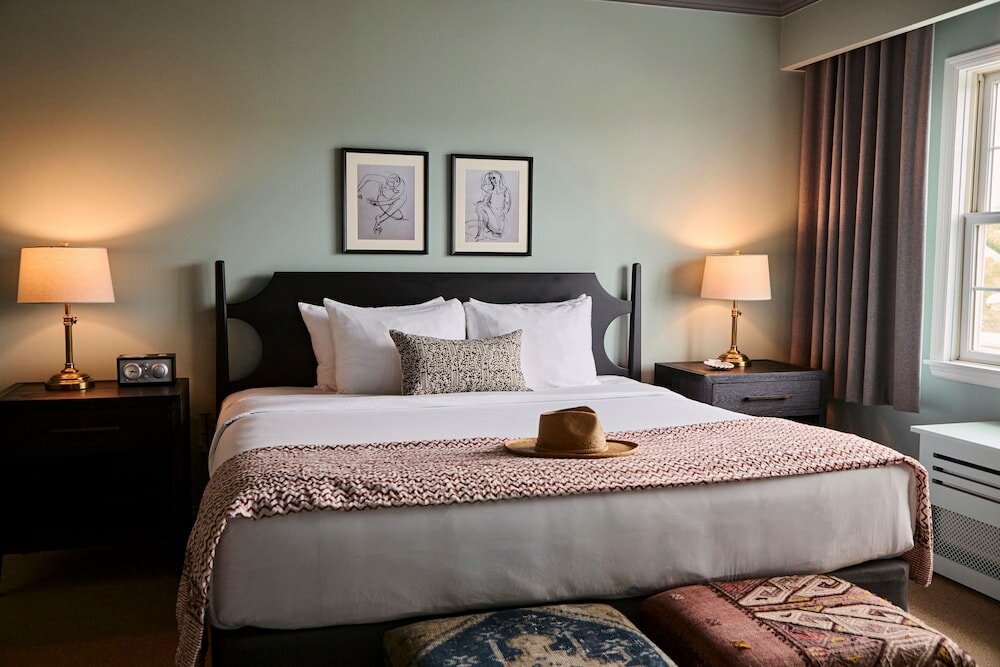 Фото The Harbor Front Inn