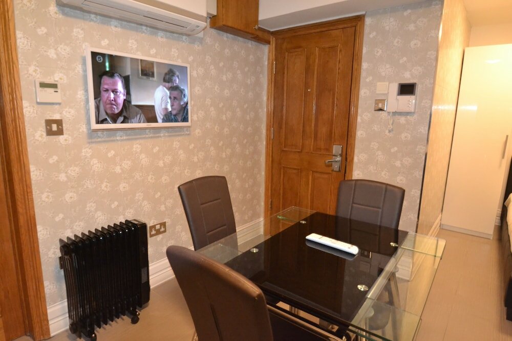 Фото Paddington Apartments