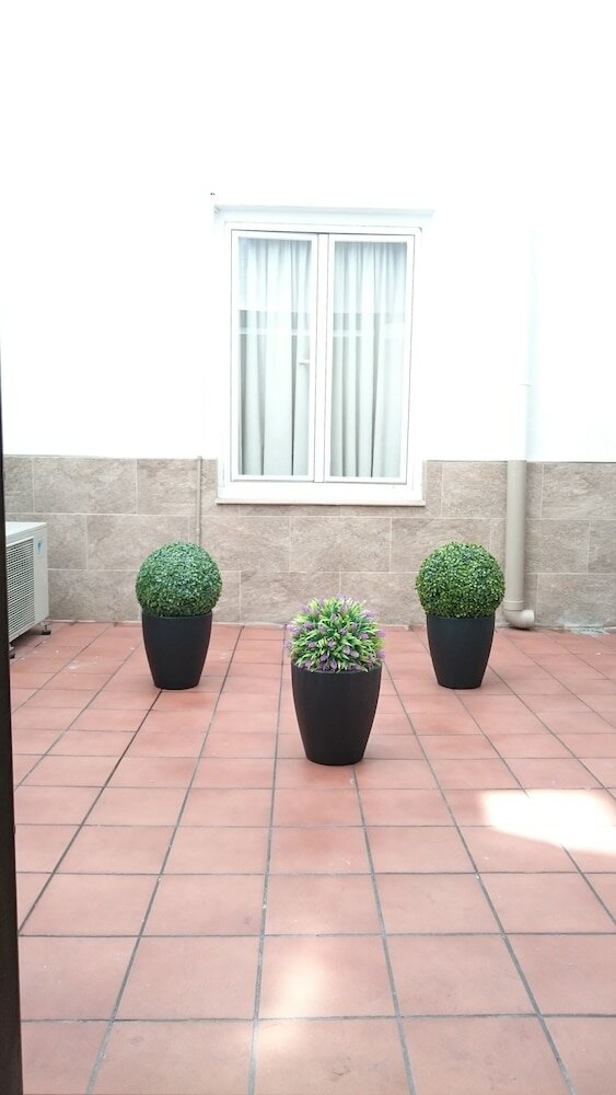 Фото Hostal El Pilar