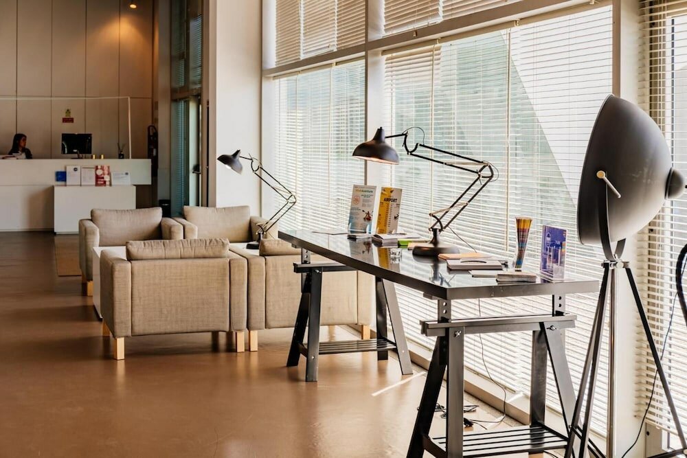 Фото Basic Braga by Axis