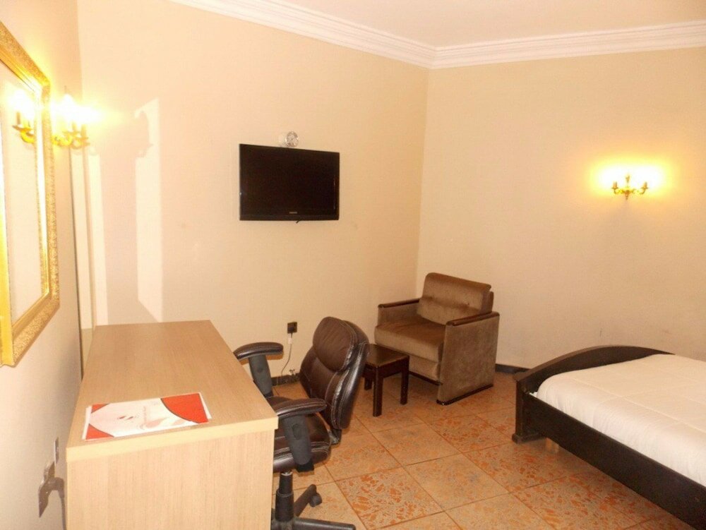 Фото Thornberry Savannah Suite Hotel