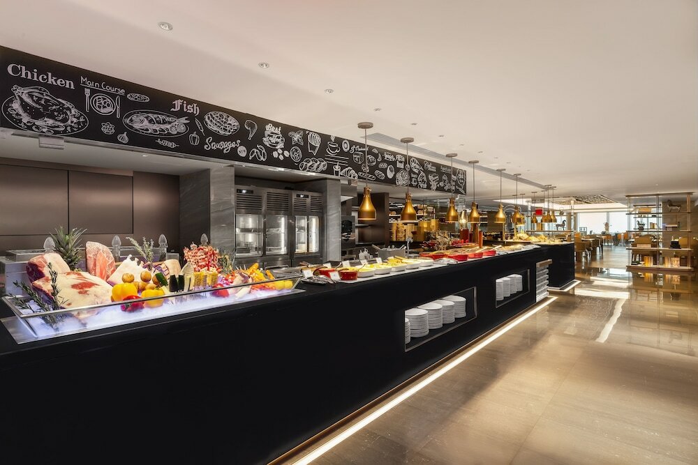 Фото China Hotel