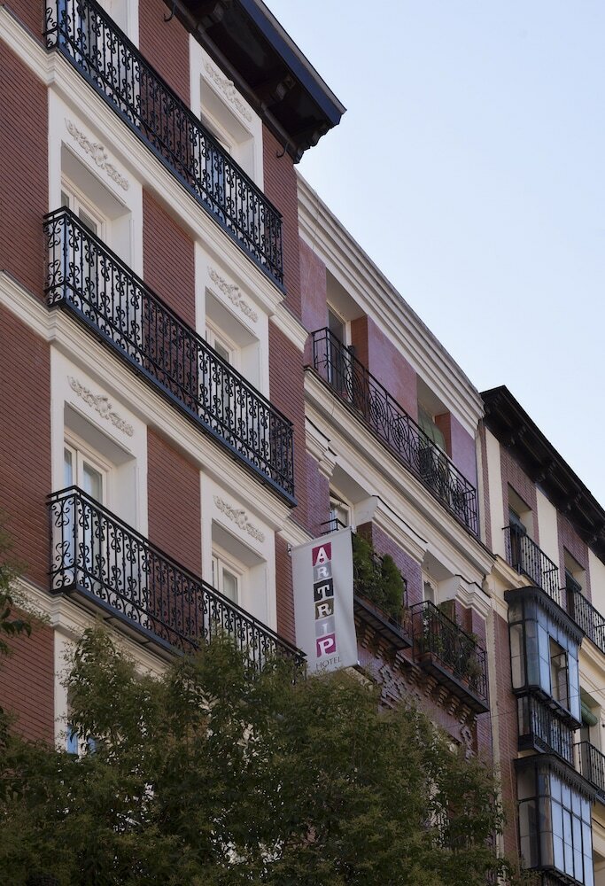 Фото Artrip Hotel