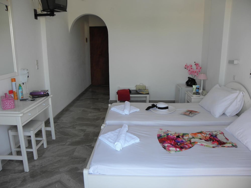 Фото Areti Hotel