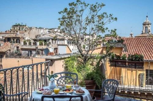 Внешний вид отеля Albergo Del Senato в Риме, фото 3