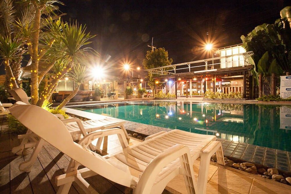 Фото Season Palace Huahin Hotel