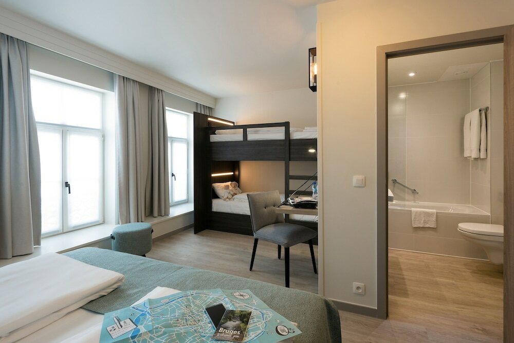 Фото Martin's Brugge