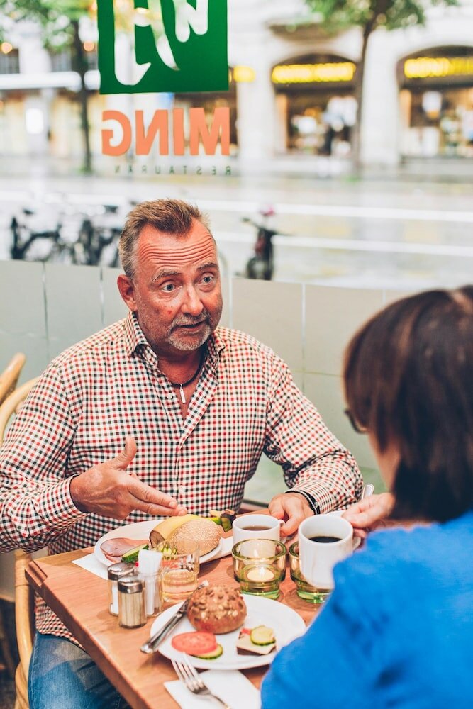 Фото Crystal Plaza Hotel