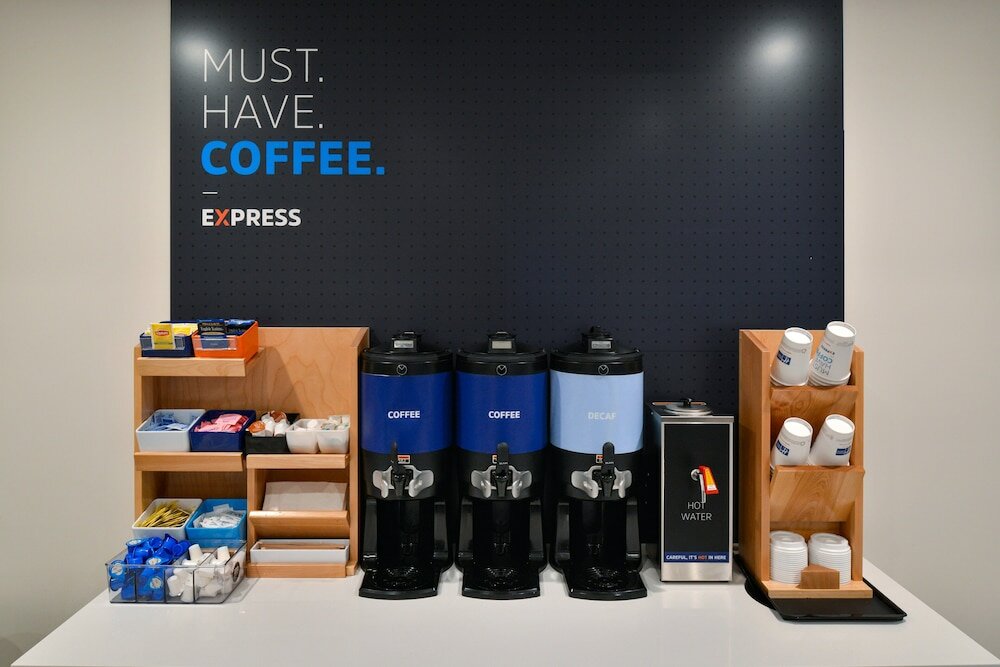 Фото Holiday Inn Express Orlando - South Park, an Ihg Hotel