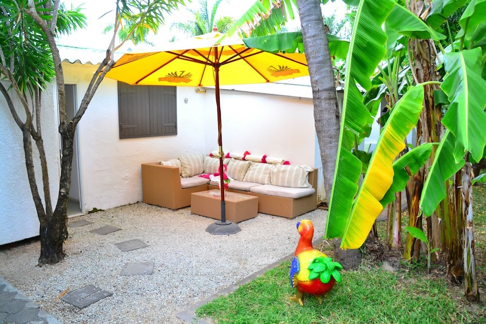 Фото Esprit Libre Restaurant and Guest House