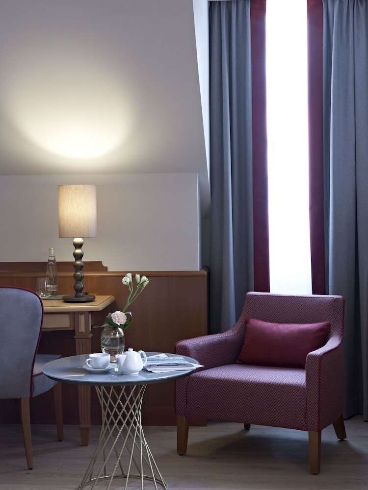 Фото Platzl Hotel