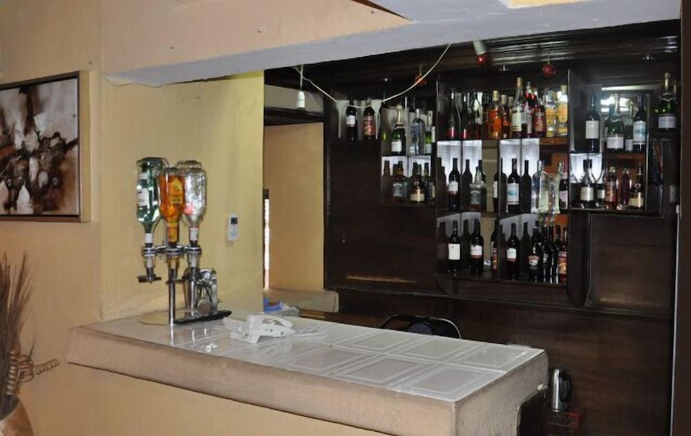 Фото Solitude Hotel Victoria Island