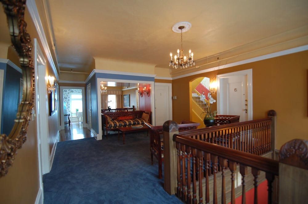 Фото Jackson Court