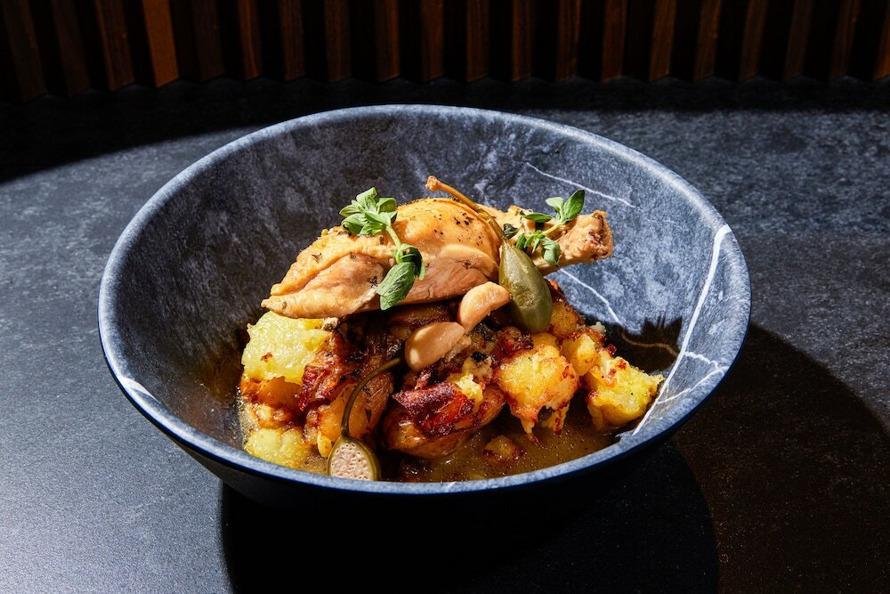 Фото Cascade Hotel, Kansas City, a Tribute Portfolio Hotel