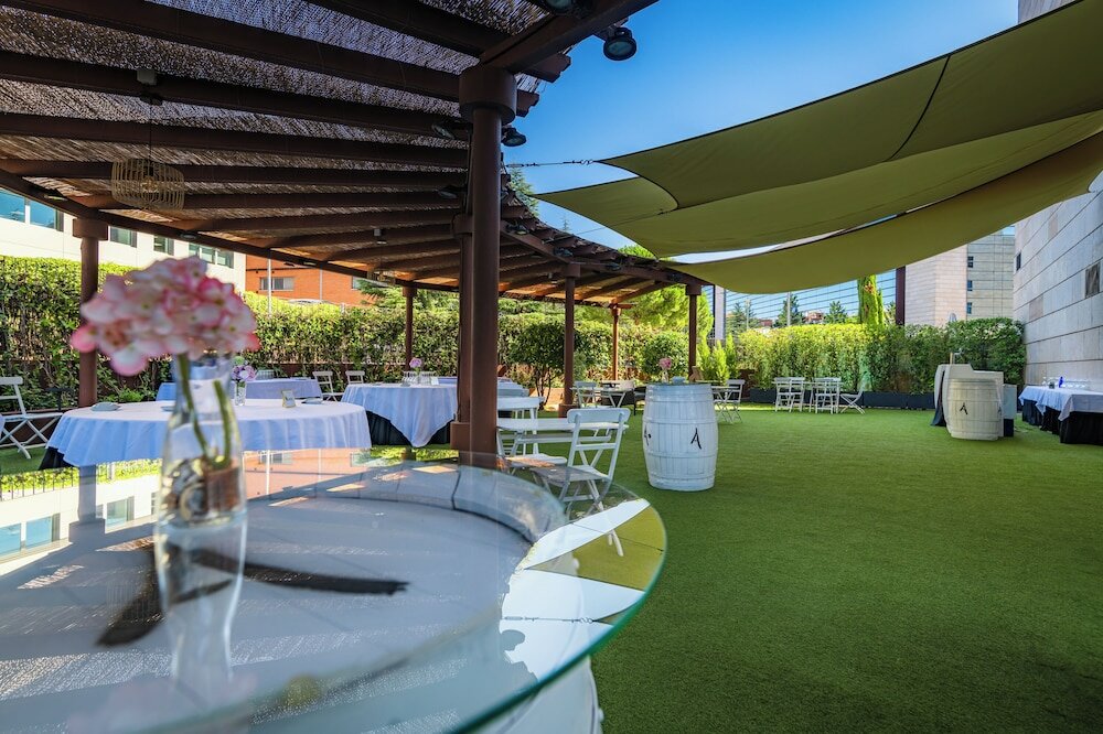 Фото Amura Alcobendas Hotel