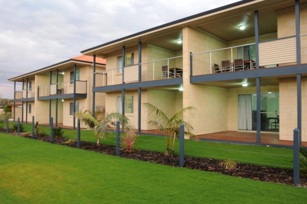 Фото Pinnacles Edge Resort