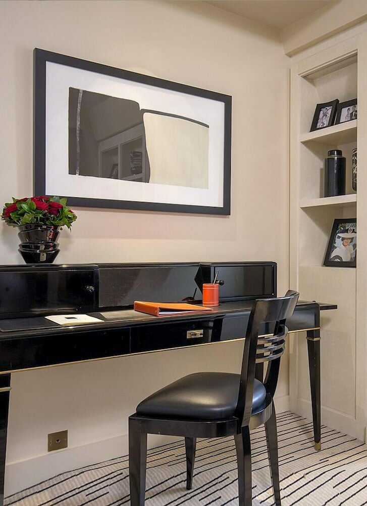 Фото Hotel Montaigne