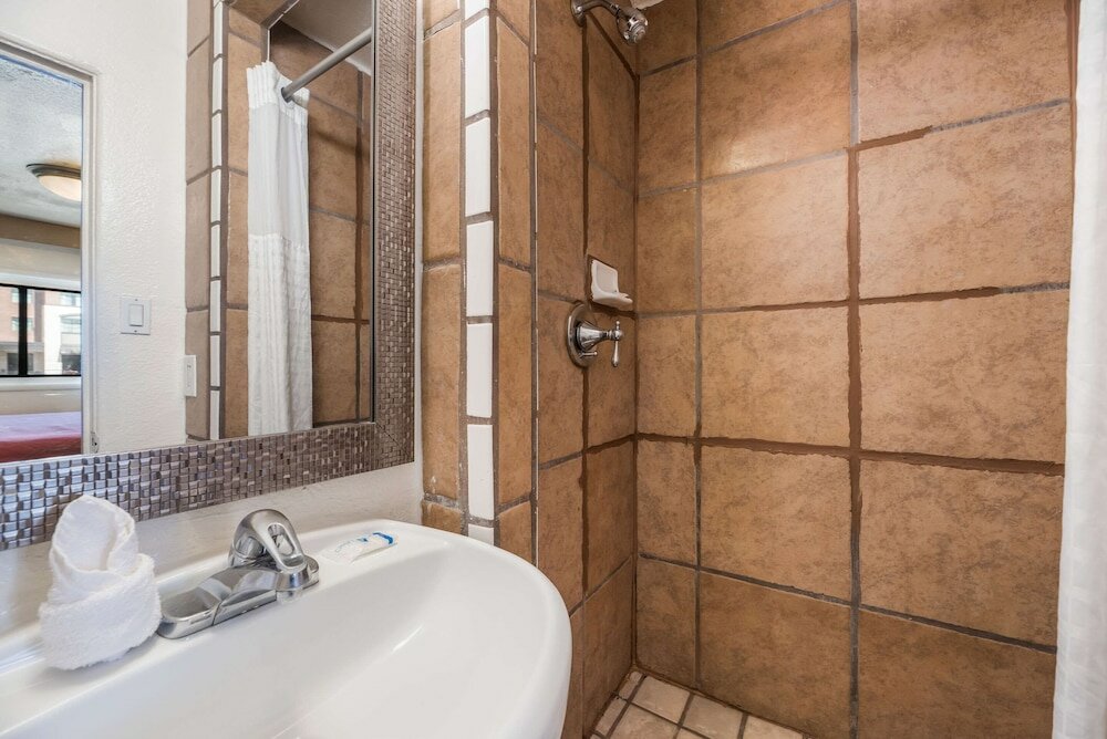 Фото Rodeway Inn Flagstaff - Downtown