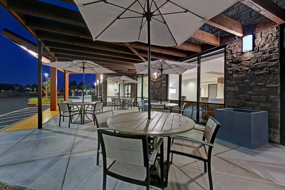 Фото TownePlace Suites by Marriott Sacramento Airport Natomas