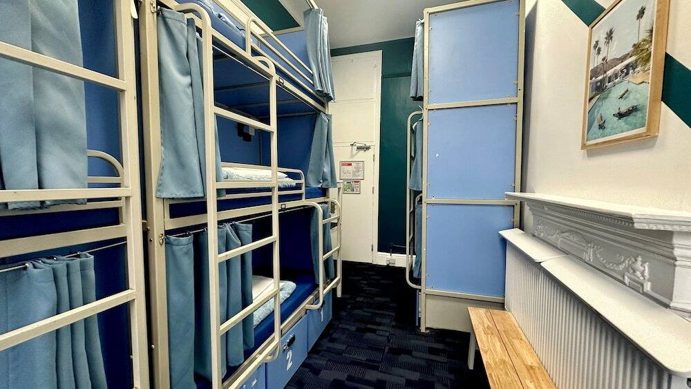 Фото Smart Russell Square Hostel