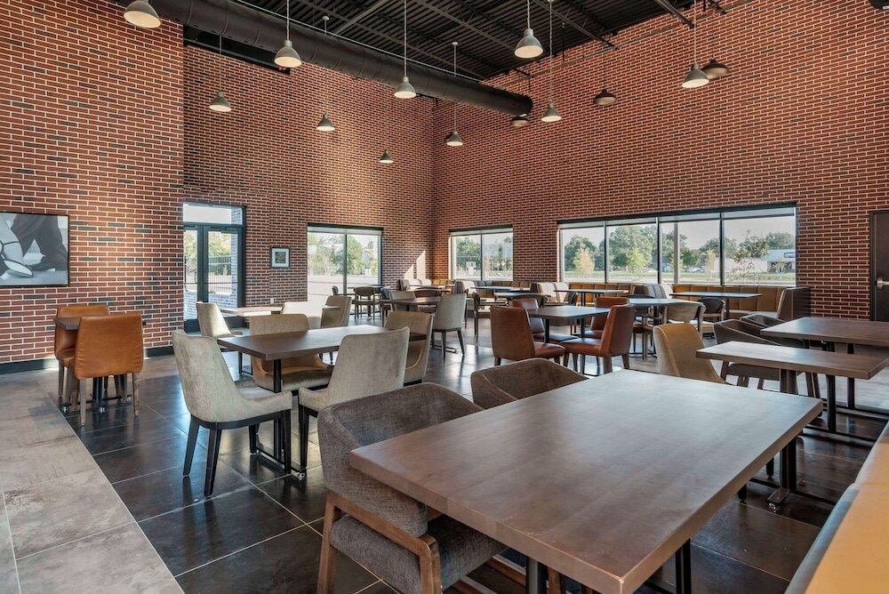 Фото Lyric Hotel West End, Ascend Hotel Collection