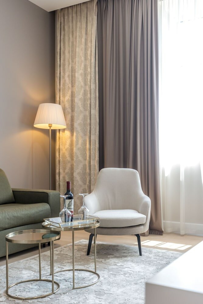 Фото Cornaro Hotel