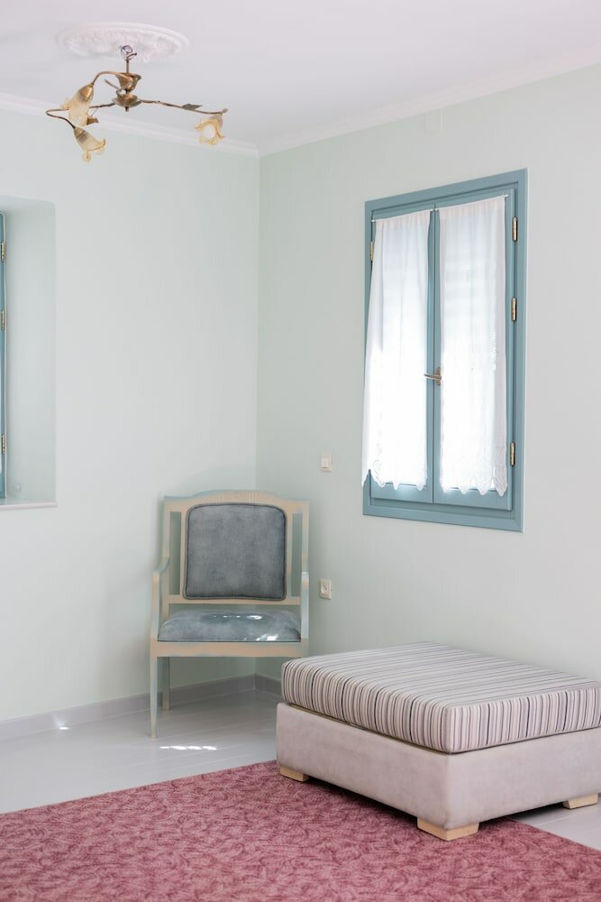 Фото 999 Luxury Hotel