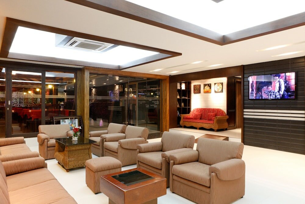 Фото Inn House Hotel